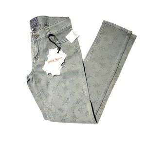 SALE*** Grey and blue little flower Jean's